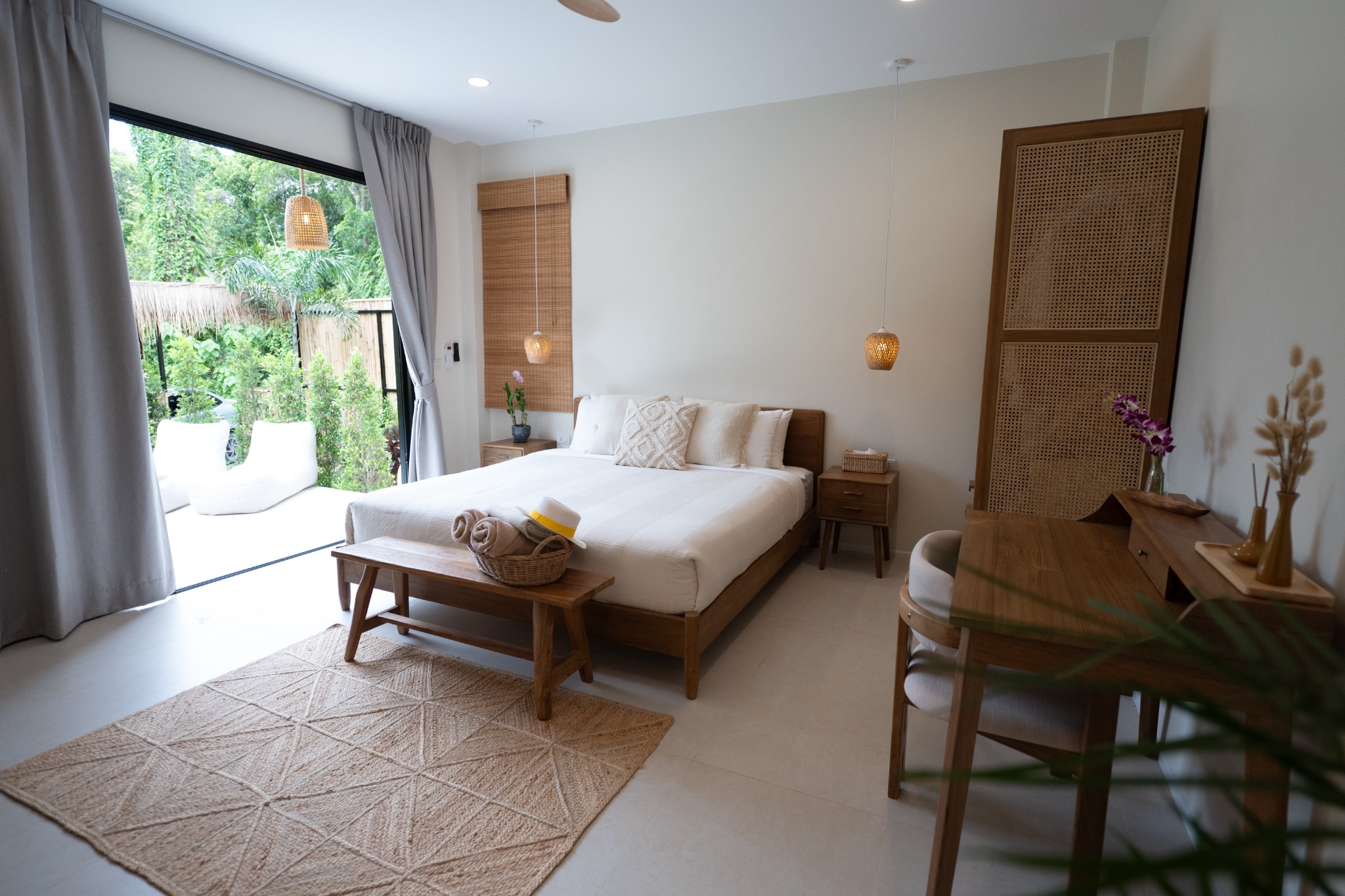 Pool Suite bedroom and garden entrance
